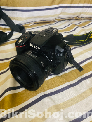 Nikon D5300 Almost new